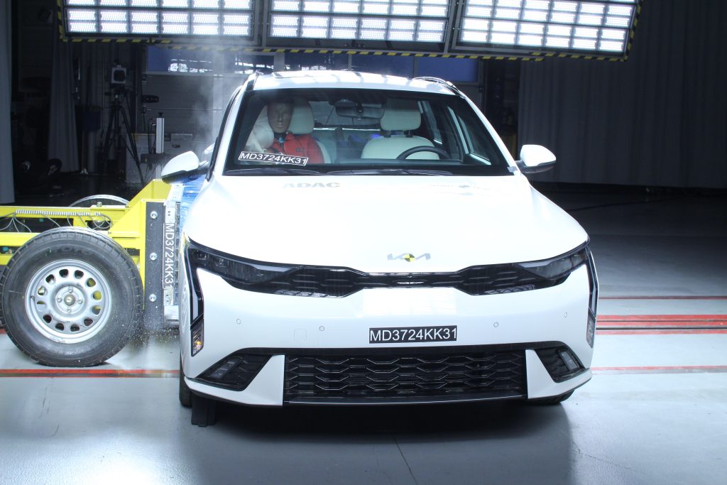 Kia K3 obtiene 5 estrellas en Latin NCAP
