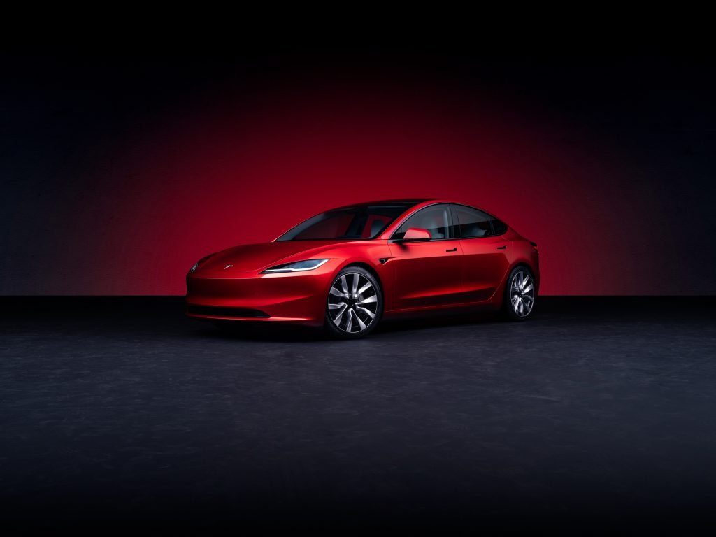 Tesla Model 3 RWD