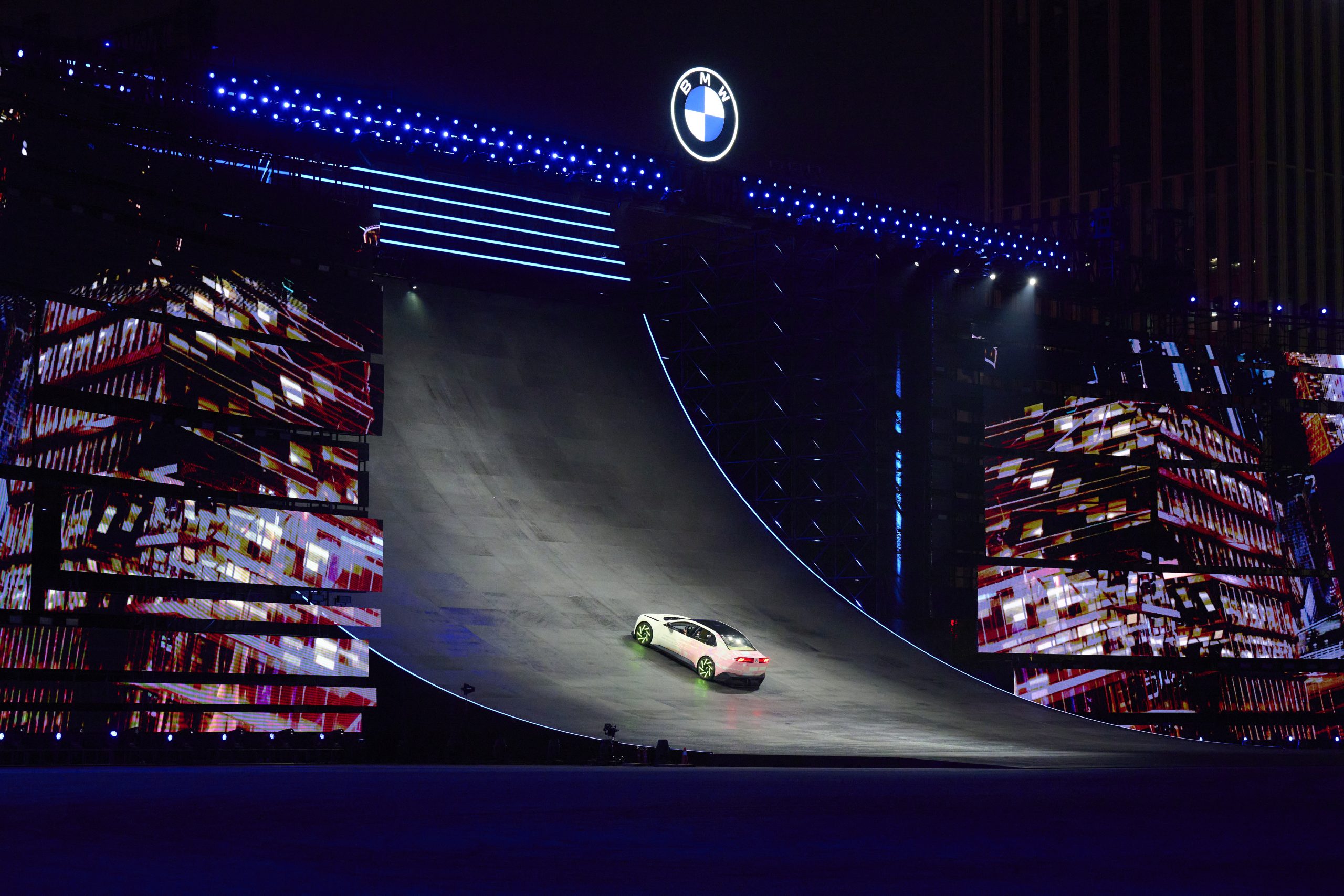 BMW Vision Driving Experience