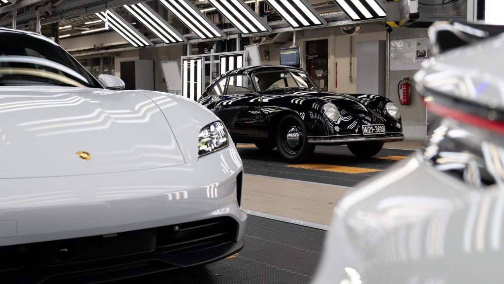  Zuffenhausen: 75 años fabricando autos Porsche
