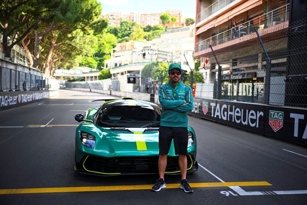Aston Martin Valhalla