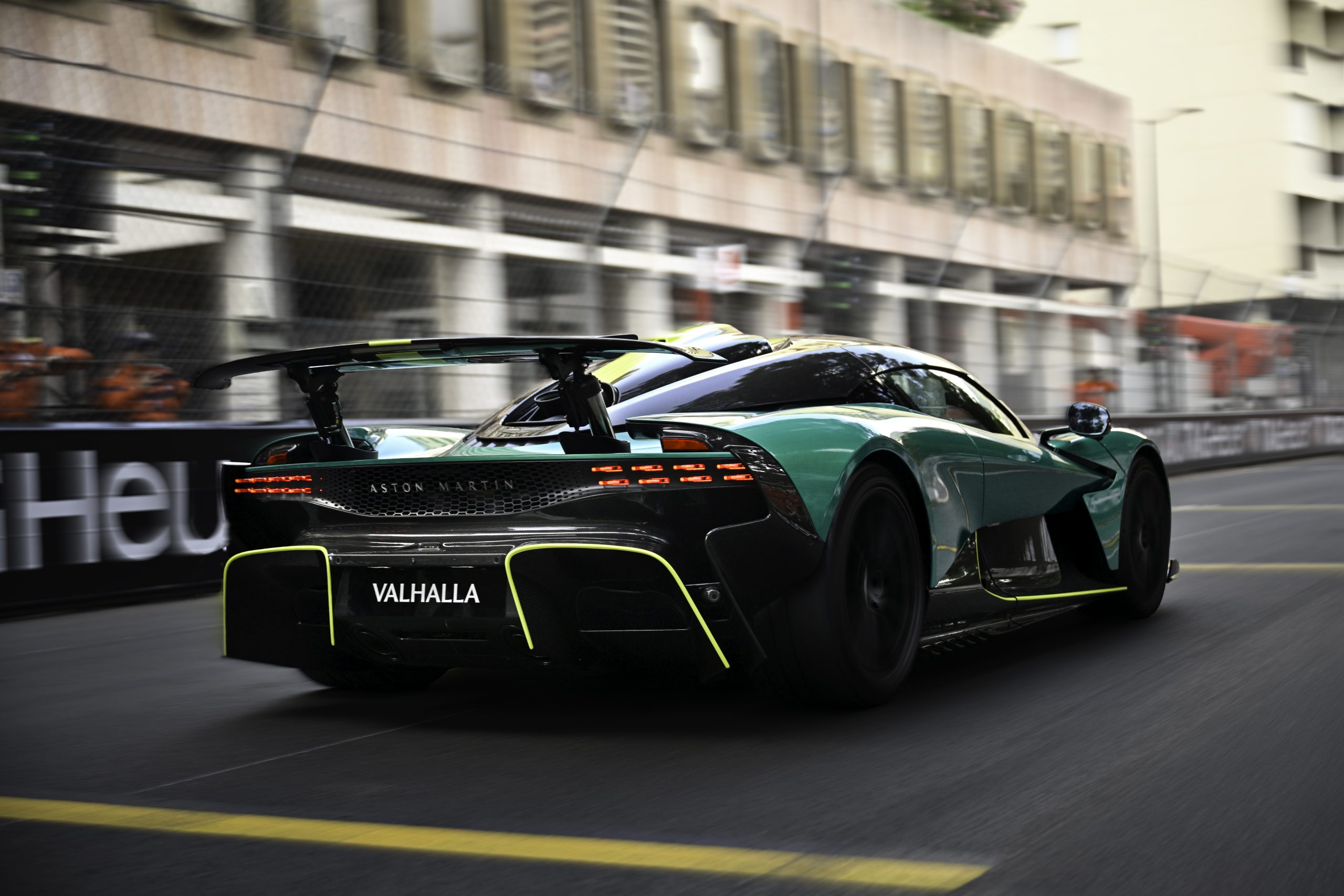 Aston Martin Valhalla