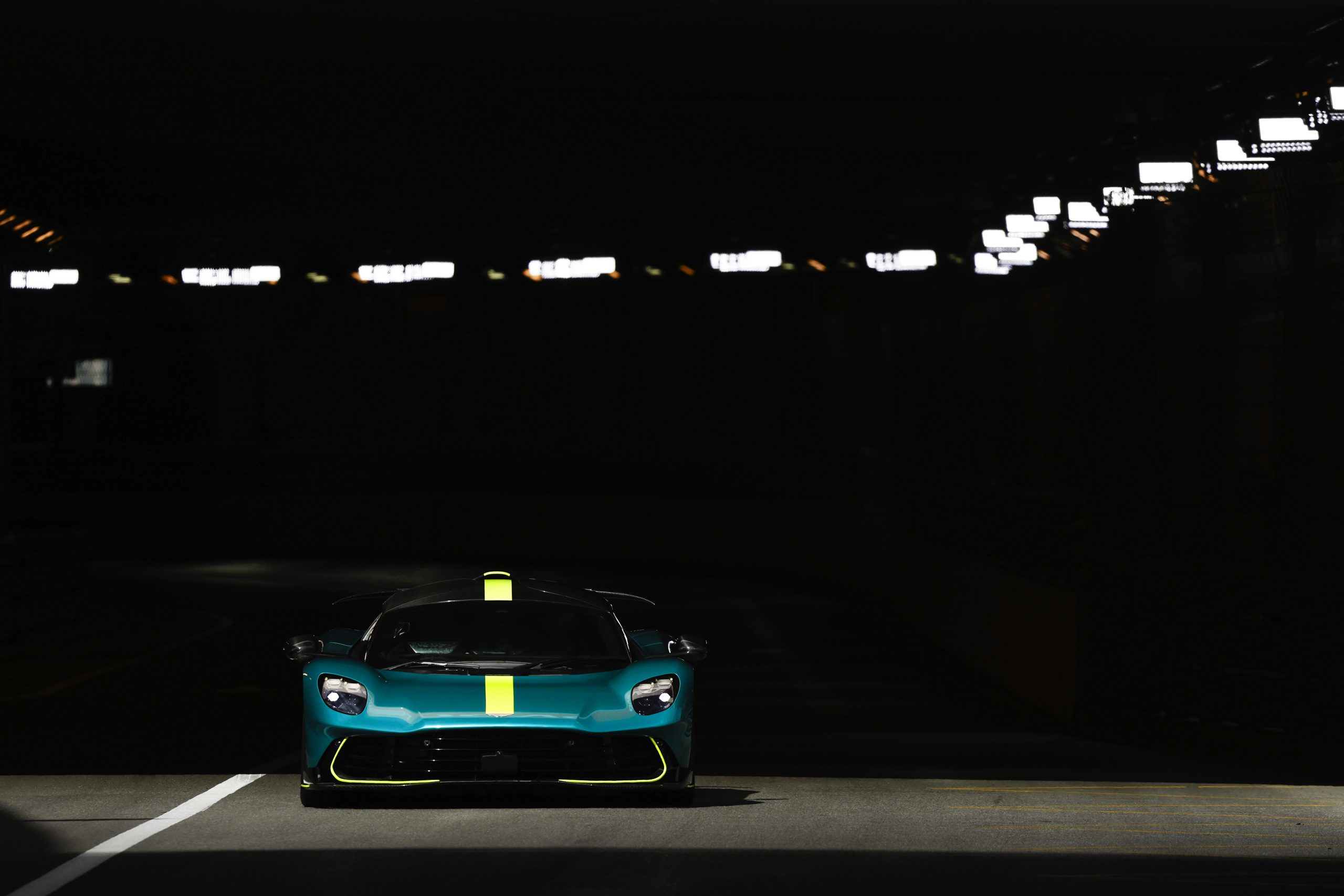 Aston Martin Valhalla