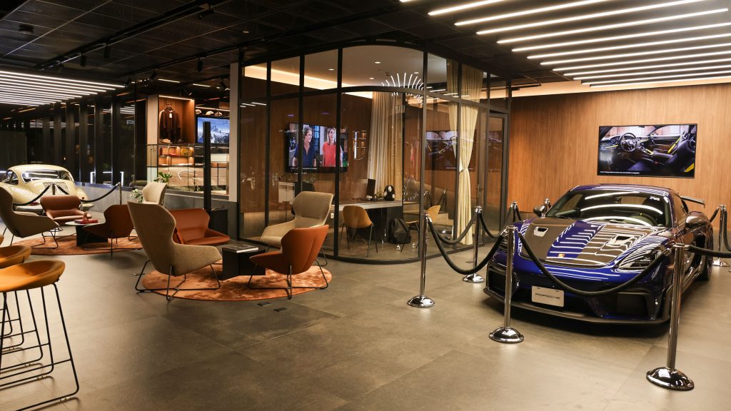 Porsche Studio La Roma