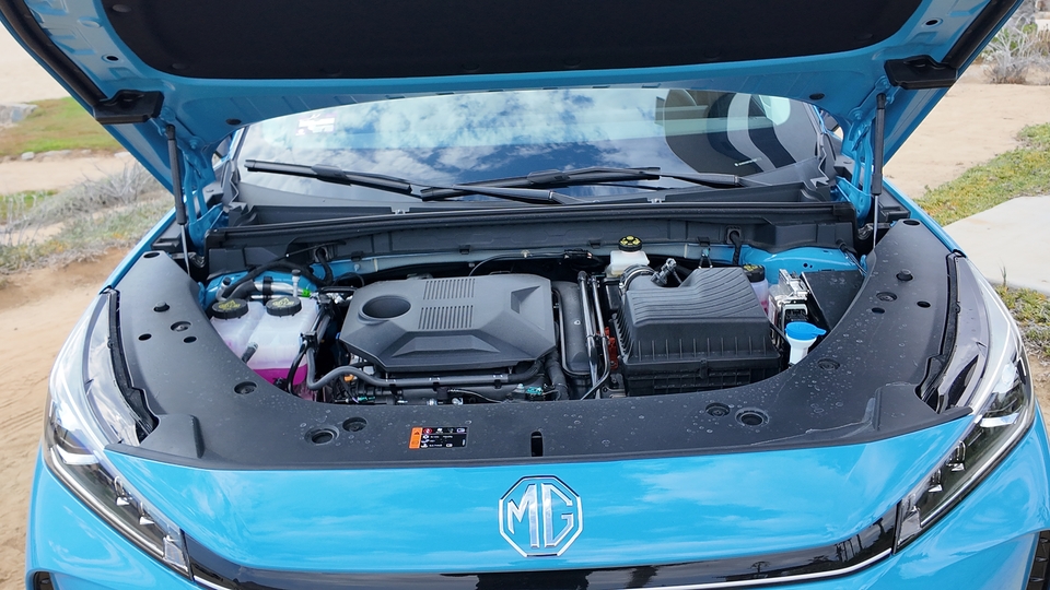 MG HS 2026
