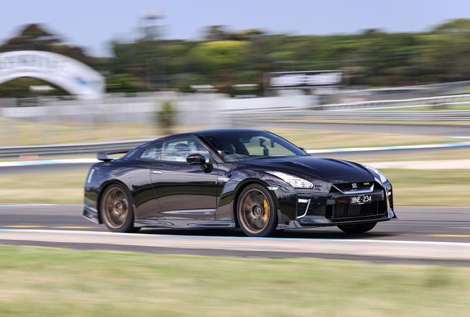 Nissan R35 GT-R