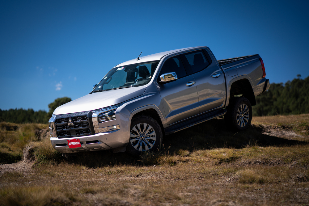 Mitsubishi L200 2025