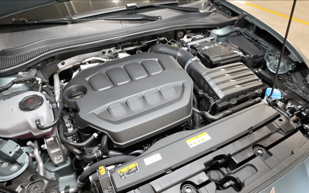 motor Cupra León VZ