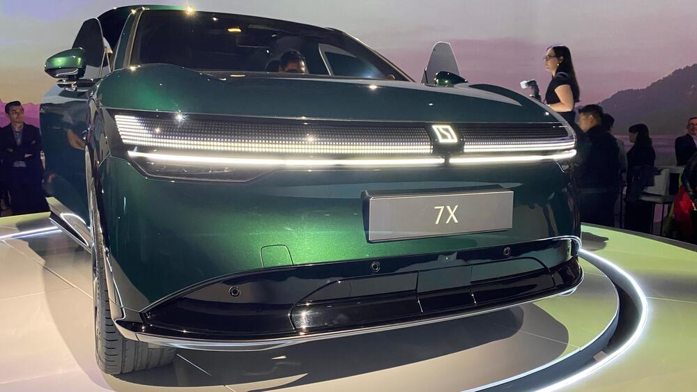 Zeekr 7X