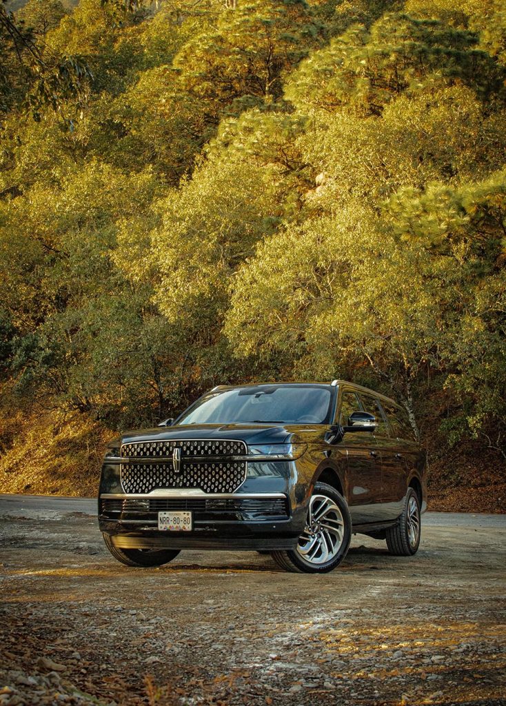 Lincoln Navigator