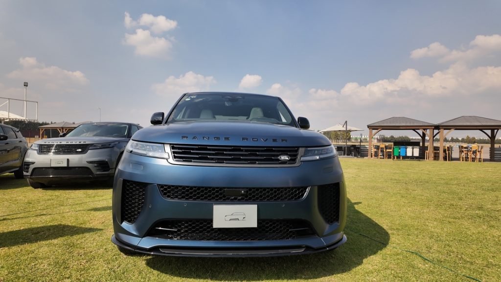 Range Rover Sport SV