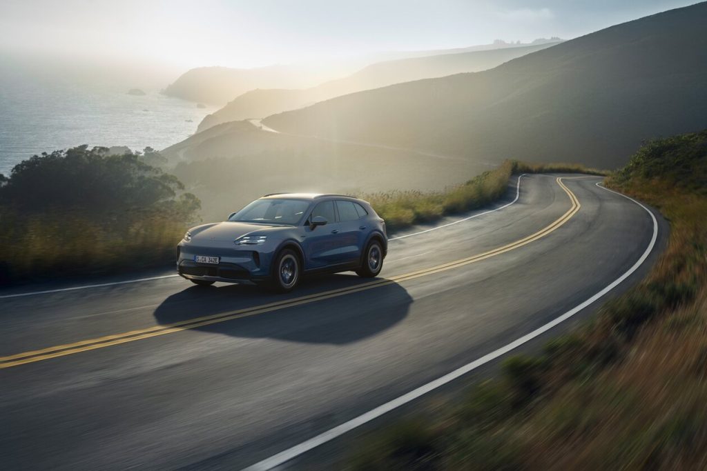 Porsche Cayenne S Electric