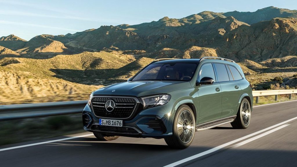 Mercedes-Benz GLS, 2026 Lackierung: DARK PETROL Polsterung: MANUFAKTUR Nappa Leder tartuffobraun The new Mercedes-Benz GLS, 2026.