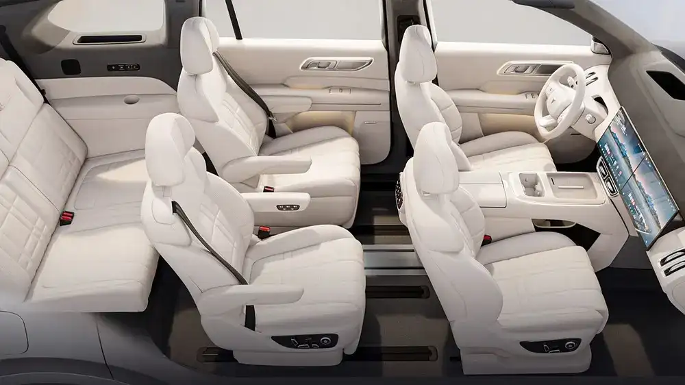 interior Geely M9