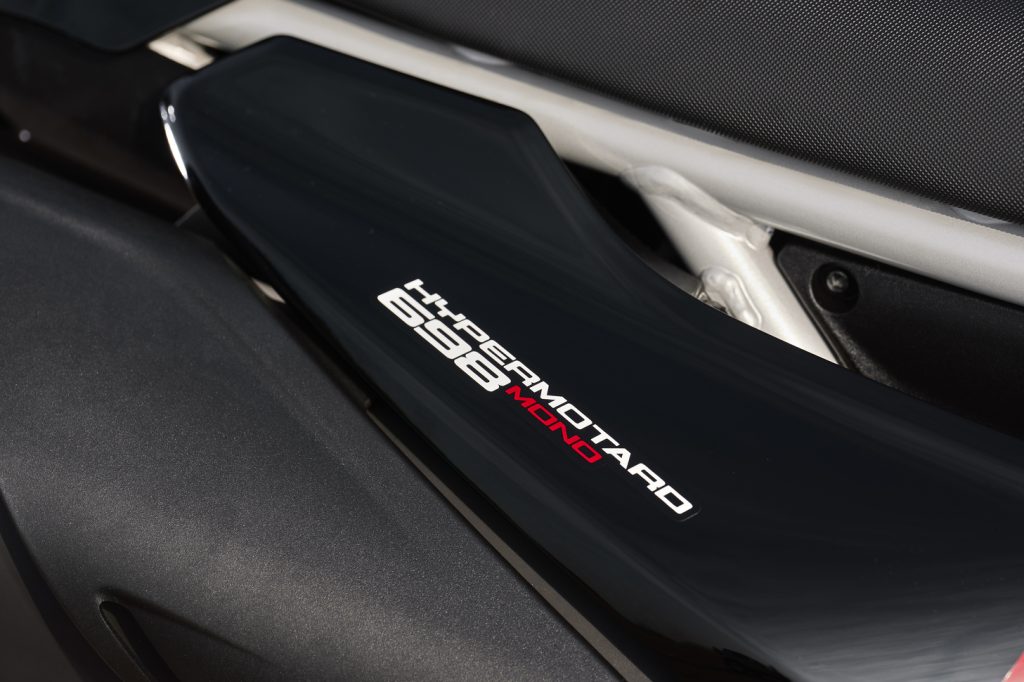 Ducati Hypermotard 698 Mono Nera