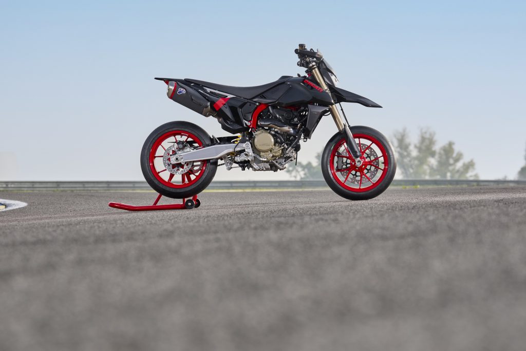 Ducati Hypermotard 698 Mono Nera