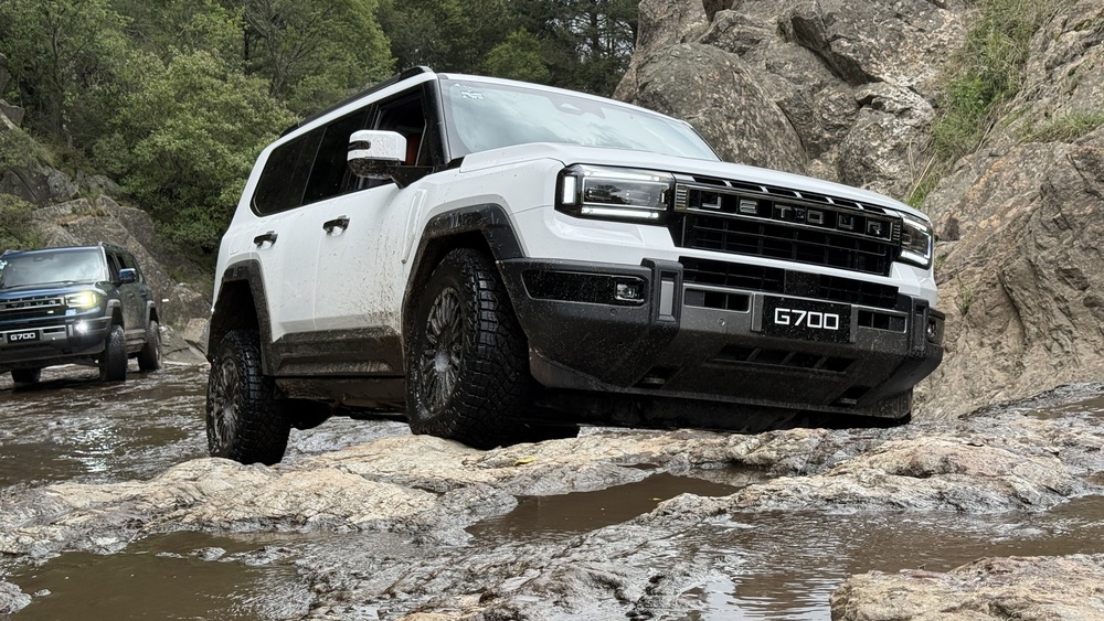 Jetour G700