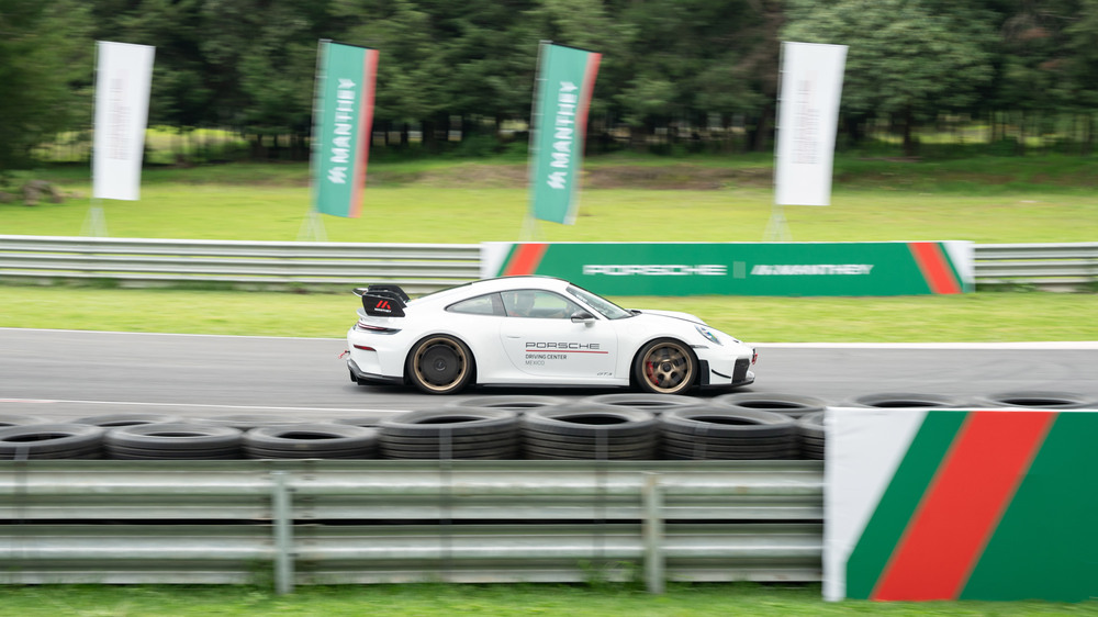 Porsche 911 GT3 equipado con kit Manthey