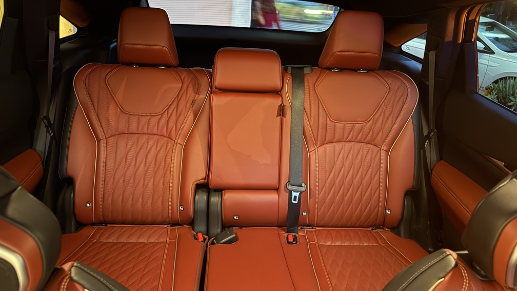 interior INFINITI QX65